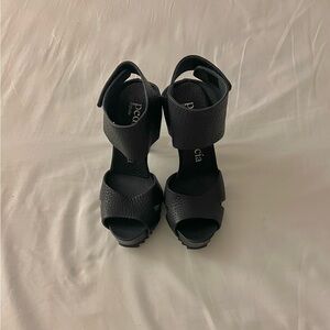 PEDRO GARCIA Black Heels